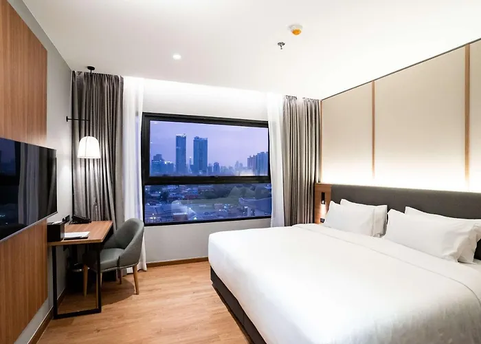 Hotel Western Chatuchak 4*