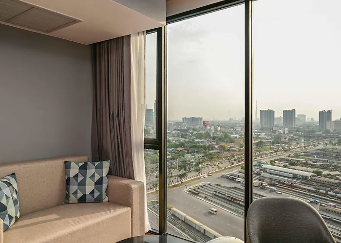 Western Chatuchak Hotel 4*
